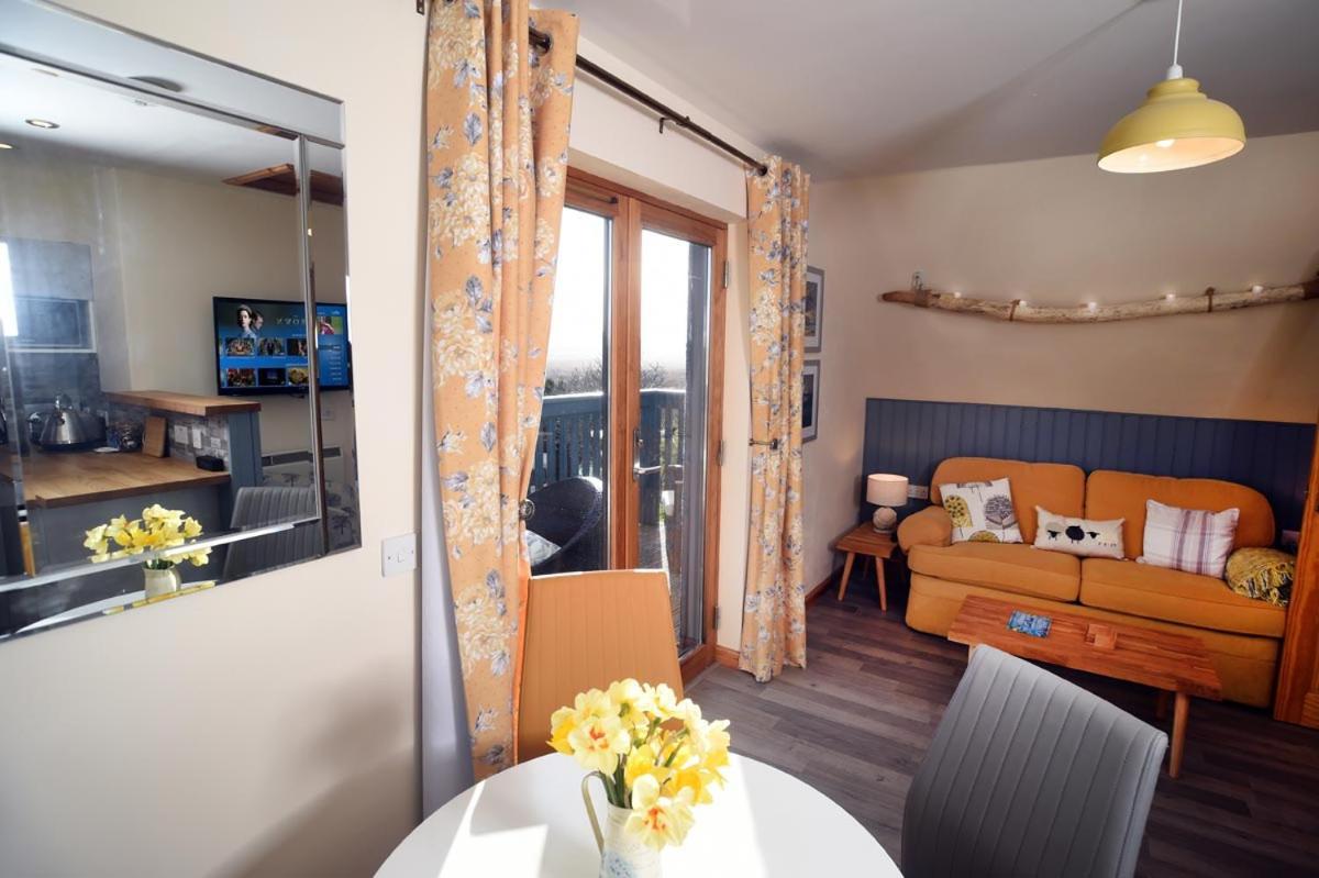 Rowan Cottage Self Catering พอทรี ภายนอก รูปภาพ